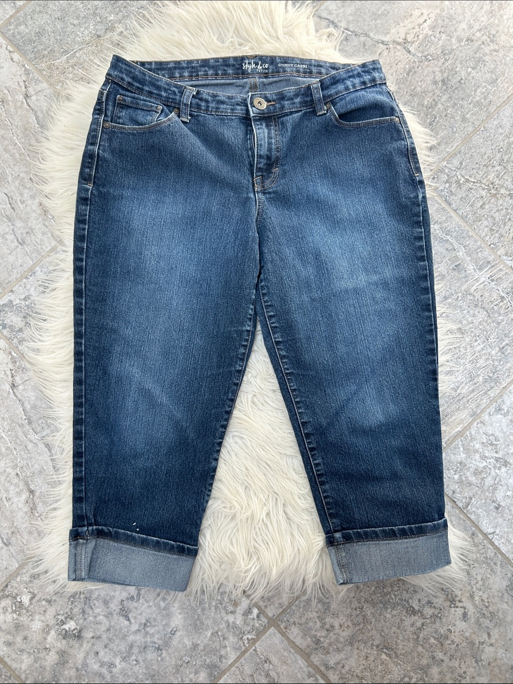 Style & Co. Women's Dark Blue Capri  Cuffed Jeans